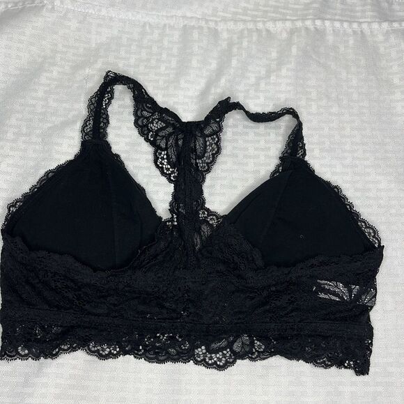 💕 Bralette Bundle Size Large - Picture 5 of 6